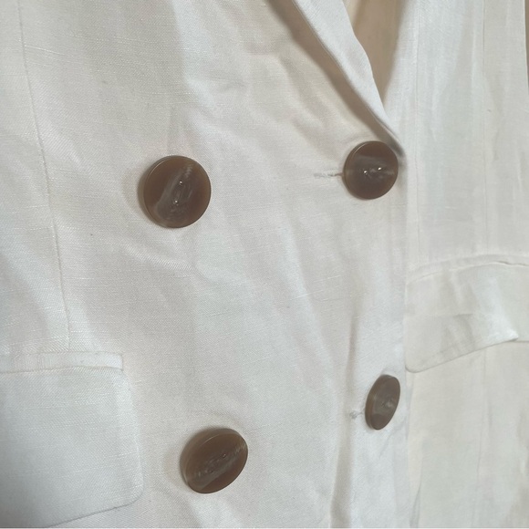 (6) H&M| off white blazer - Picture 4 of 5